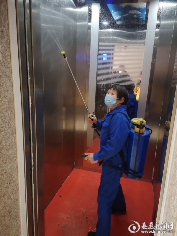 防控疫情，婁底市住房保障服務中心在行動 全面開展消毒服務，筑牢安全防線